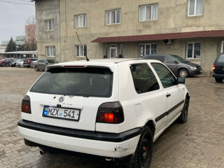 Volkswagen Golf foto 2