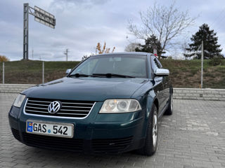 Volkswagen Passat foto 2