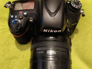 Vând Cameră Digitală Nikon D610 foto 3