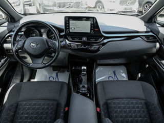 Toyota C-HR foto 6