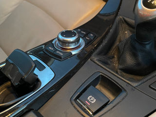 BMW 5 Series foto 7