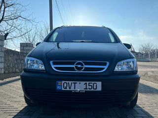 Opel Zafira foto 3