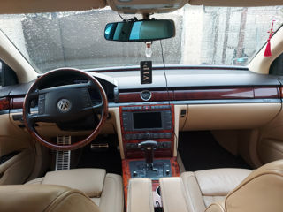 Volkswagen Phaeton foto 6