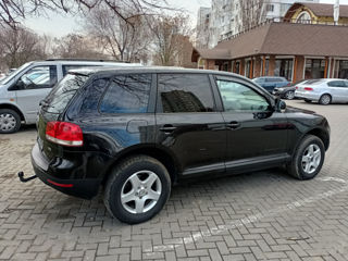 Volkswagen Touareg foto 4