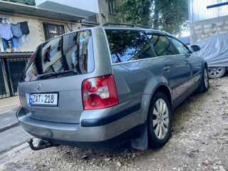 Volkswagen Passat foto 4