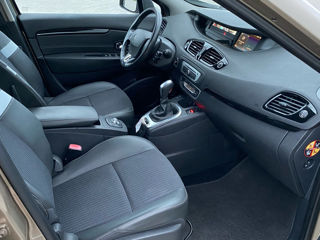 Renault Grand Scenic foto 5