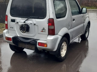 Suzuki Jimny foto 3