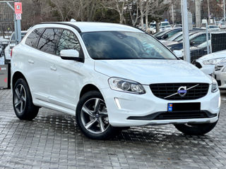 Volvo XC60 foto 1