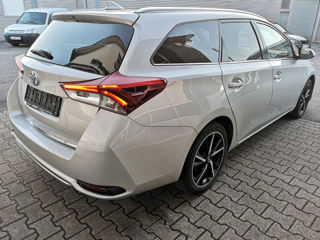 Toyota Auris foto 3