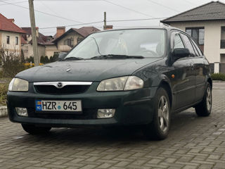 Mazda 323