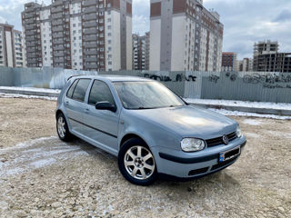 Volkswagen Golf foto 2