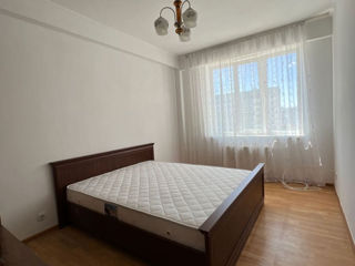 Apartament cu 1 cameră, 55 m², Buiucani, Chișinău