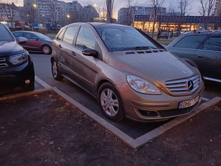 Mercedes B-Class foto 3