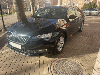 Skoda Superb фото 2