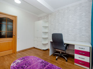 Apartament cu 3 camere, 103 m², Botanica, Chișinău foto 8