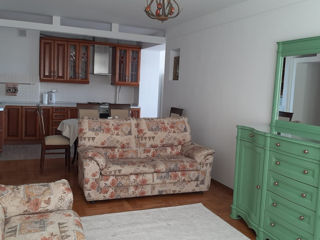 Apartament 3 camere Botanica