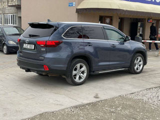 Toyota Highlander foto 6