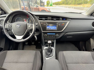 Toyota Auris foto 16