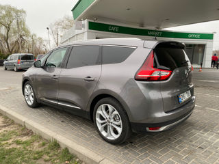 Renault Grand Scenic foto 2