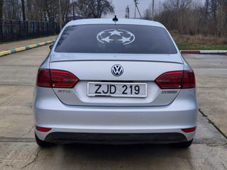 Volkswagen Jetta foto 4