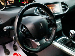 Peugeot 308 foto 6