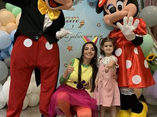 Mascote Mickey și Minnie Mouse - livrare flori și distracții pentru copii! foto 4