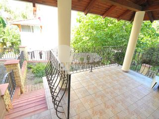 Town-House cu 4 nivele, 287 mp, bd. Cuza Vodă, sectorul Botanica, 182000 € ! foto 9