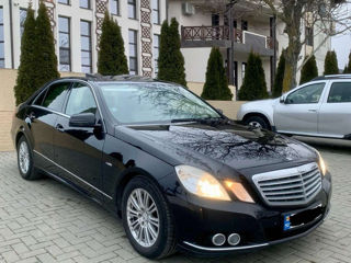 Mercedes E-Class foto 4