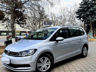 Volkswagen Touran foto 10