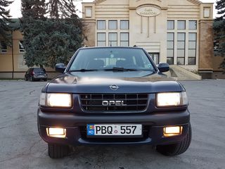 Opel Frontera foto 1