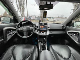 Toyota Rav 4 foto 12