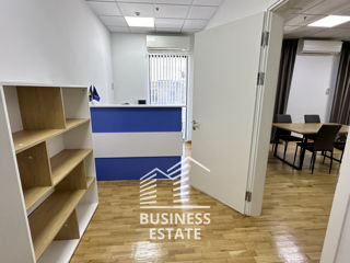 Chirie! Centru! M.Varlaam! 60 m2! Business Centru! Mobilat + Parking foto 7