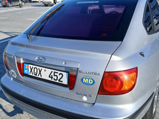 Hyundai Elantra foto 6