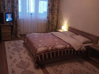 Сдаю посуточно, почасово 1 и 2-комнатную квартиру в центре Кишинёва и на Ботанике: от 300 лей, уютно foto 1