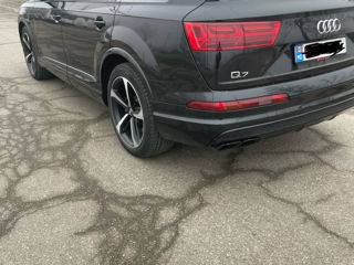 Audi Q7 foto 4