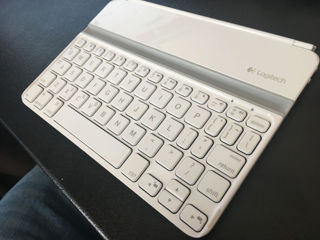 Tastatură Logitech Ultrathin pentru tabletă (iPad)