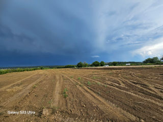 Se Vinde 1.15 ha prima linie Tohatin 8km de la Ciocana foto 2