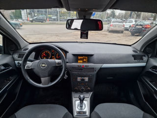 Opel Astra foto 9