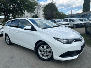 Toyota Auris foto 5