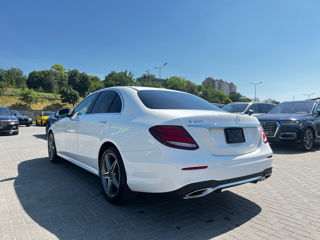 Mercedes E-Class foto 4