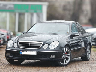 Mercedes E-Class foto 2