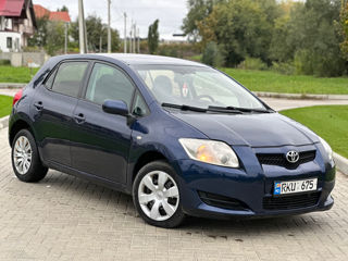 Toyota Auris foto 2