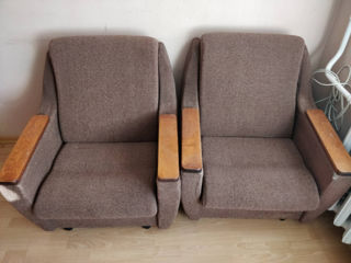 Продаю два кресла. в хорошем состоянии. б/у. недорого. foto 1