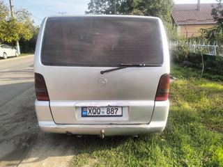 Mercedes Vito foto 2