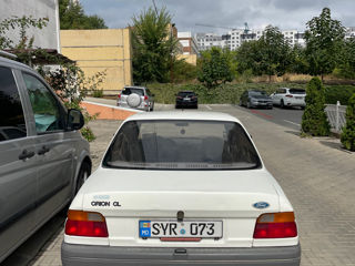 Ford Orion foto 2