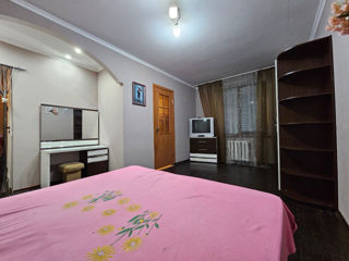 Apartament cu 1 cameră, 31 m², Botanica, Chișinău foto 3