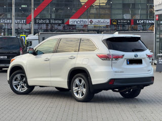 Toyota Highlander foto 5