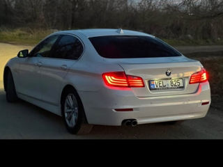 BMW 5 Series foto 4