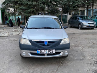 Dacia Logan foto 3