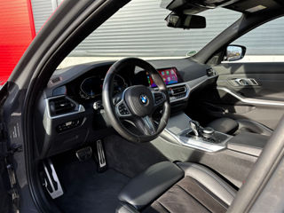 BMW 3 Series foto 4